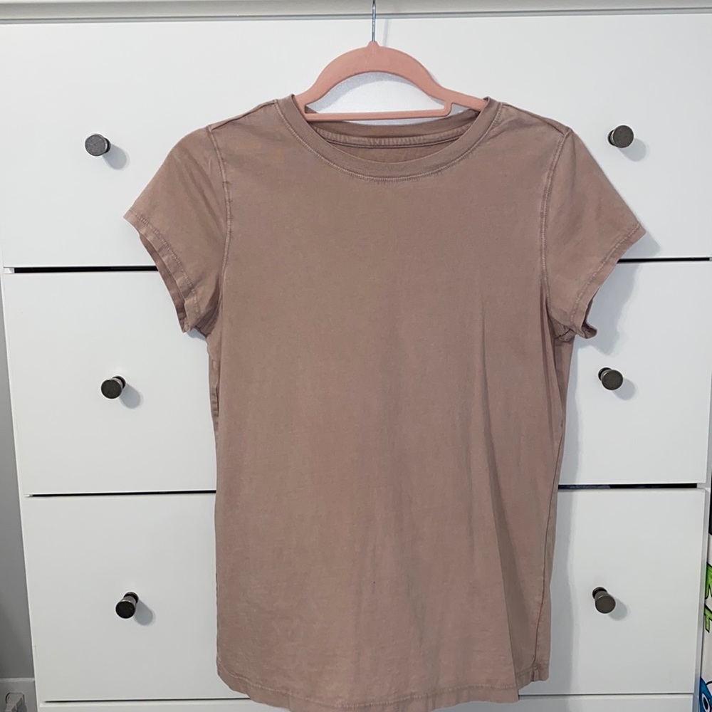 Universal Thread pink short sleeved top, size S